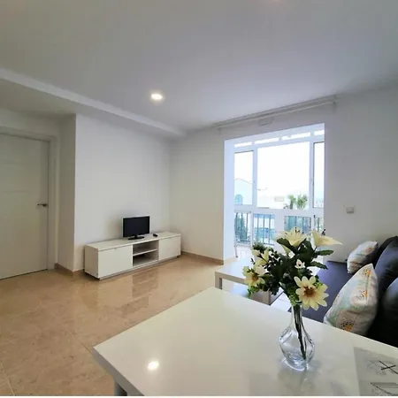 Appartement Junto Paseo Maritimo Piscinas Jardines Y Parking Marbellac